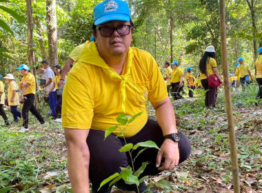 ร่วมกิจกรรมจิตอาสาเนื่องในวันคล้ายวันพระบรมราชสมภพพระบาทสมเด็จพระบรมชนกาธิเบศร มหาภูมิพลอดุลยเดชมหาราช บรมนาถบพิตร วันชาติ และวันพ่อแห่งชาติ 𝟓 ธันวาคม 𝟐𝟓𝟔𝟕 ... พารามิเตอร์รูปภาพ 7