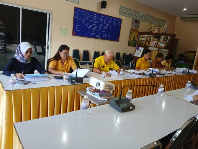 เข้าร่วมประชุมคณะกรรมการดำเนินการกลุ่มเกษตรกรทำสวนป่าคลอก พารามิเตอร์รูปภาพ 1