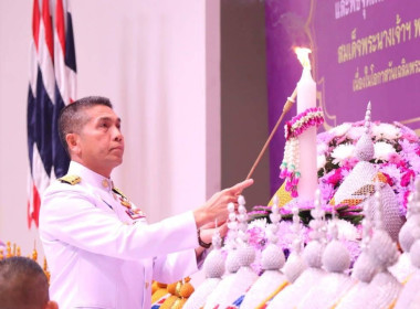 พิธีถวายเครื่องราชสักการะและวางพานพุ่ม ... พารามิเตอร์รูปภาพ 5