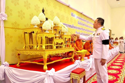 พิธีเจริญพระพุทธมนต์และทำบุญตักบาตรถวายพระราชกุศล ... พารามิเตอร์รูปภาพ 1