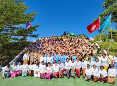 ร่วมพิธีวางพวงมาลาและสดุดีวีรกรรม ท้าวเทพกระษัตรี ... พารามิเตอร์รูปภาพ 8