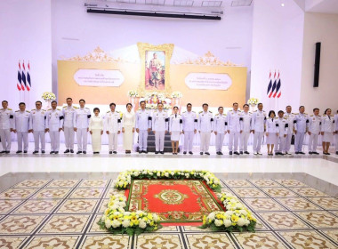 เข้าร่วมพิธีวันพระบาทสมเด็จพระพุทธยอดฟ้าจุฬาโลกมหาราช ... พารามิเตอร์รูปภาพ 3