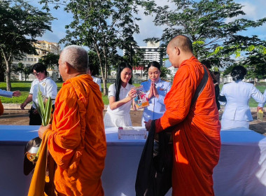 จังหวัดภูเก็ตจัดพิธีเจริญพระพุทธมนต์-ตักบาตร น้อมรำลึกวาระ ... พารามิเตอร์รูปภาพ 9