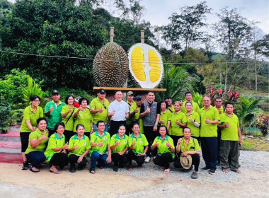 เข้าร่วมเป็นเกียรติในกิจกรรมแสดงสัญลักษณ์การเปิดฤดูกาลเก็บเกี่ยวผลผลิตทุเรียน (ตัดทุเรียนมีดแรก) ... พารามิเตอร์รูปภาพ 13