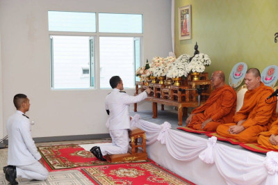 พิธีเจริญพระพุทธมนต์และทำบุญตักบาตรถวายพระกุศล ... พารามิเตอร์รูปภาพ 1