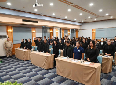 เข้าร่วมโครงการขับเคลื่อนหลักปรัชญาของเศรษฐกิจพอเพียงในสหกรณ์และกลุ่มเกษตรกรได้นำหลักปรัชญาของเศรษฐกิจพอเพียงไปใช้ในการดำเนินงาน และส่งเสริมให้สมาชิกได้นำไปใช้ในการดำเนินชีวิต ... พารามิเตอร์รูปภาพ 12