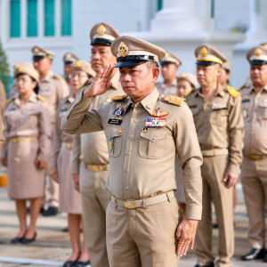 จังหวัดภูเก็ต ร่วมกิจกรรมเคารพธงชาติไทยและร้องเพลงชาติไทย ... พารามิเตอร์รูปภาพ 1