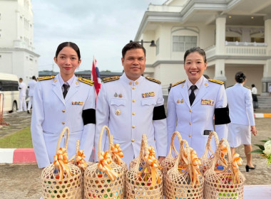 พิธีเจริญพระพุทธมนต์ทำบุญตักบาตรถวายพระราชกุศล ... พารามิเตอร์รูปภาพ 7