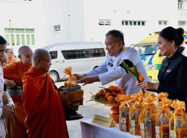 พิธีเนื่องในวันคล้ายวันสวรรคต สมเด็จพระนางเจ้าสิริกิติ์ ... พารามิเตอร์รูปภาพ 10