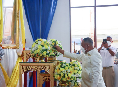 ร่วมพิธีทำบุญตักบาตรถวายพระกุศล งานฉลองพระชนมายุ 8 รอบ ... พารามิเตอร์รูปภาพ 2