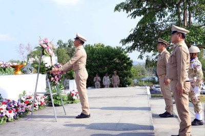 พิธีวางพวงมาลาและสดุดีวีรกรรมท้าวเทพกระษัตรี ท้าวศรีสุนทร ณ ... พารามิเตอร์รูปภาพ 1