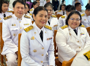 ร่วมพิธีทำบุญตักบาตรถวายพระราชกุศล และพิธีถวายพระพรชัยมงคล ... พารามิเตอร์รูปภาพ 7