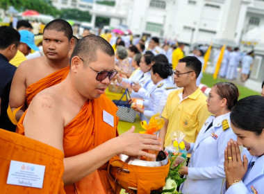 เข้าร่วมกิจกรรมเฉลิมพระเกียรติพระบาทสมเด็จพระเจ้าอยู่หัว ... พารามิเตอร์รูปภาพ 6